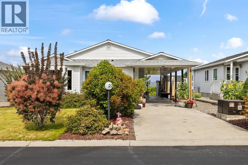 #22 6400 Spencer Road, Kelowna, British Columbia, V1X7T6, Kelowna, British Columbia — photo 1 of 5