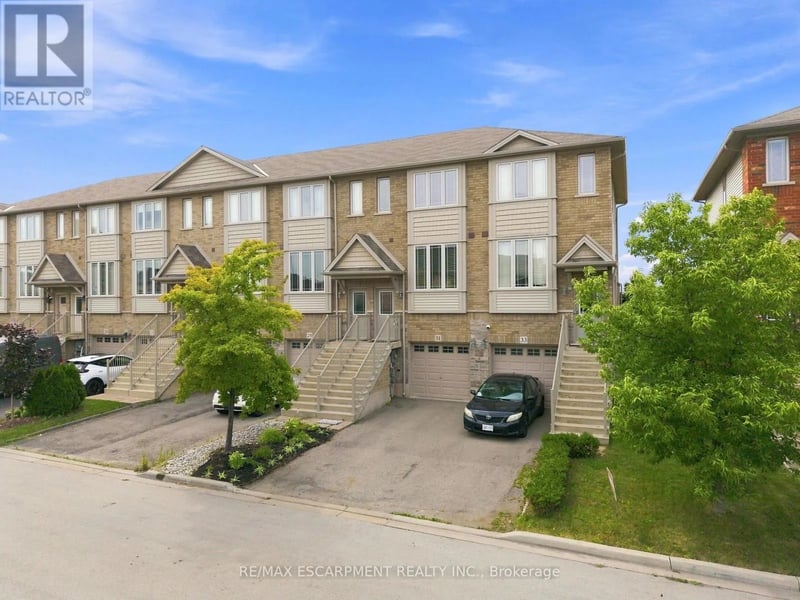 31 Edenrock Drive, Hamilton (Stoney Creek Industrial), Ontario, L8E0G6, Hamilton (Stoney Creek Industrial), Ontario — photo 1 of 5