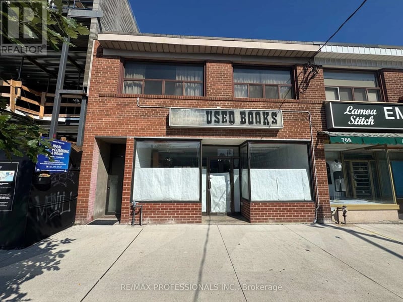 710 The Queensway Avenue, Toronto (Stonegate-Queensway), Ontario, M8Y1L3, Toronto (Stonegate-Queensway), Ontario — photo 1 of 5