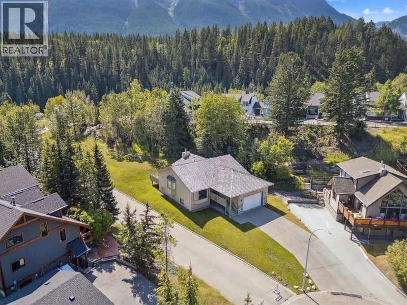 106 Rummel Place, Canmore, Alberta, T1W2N4, Canmore, Alberta — photo 1 of 5