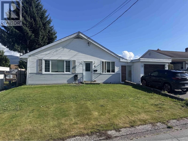 8 STEIN Street, Kitimat, British Columbia, V8C1J1, Kitimat, British Columbia