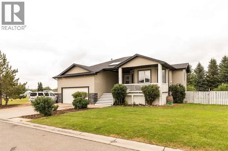 265 250 W, Raymond, Alberta, T0K2S0, Raymond, Alberta — photo 1 of 5