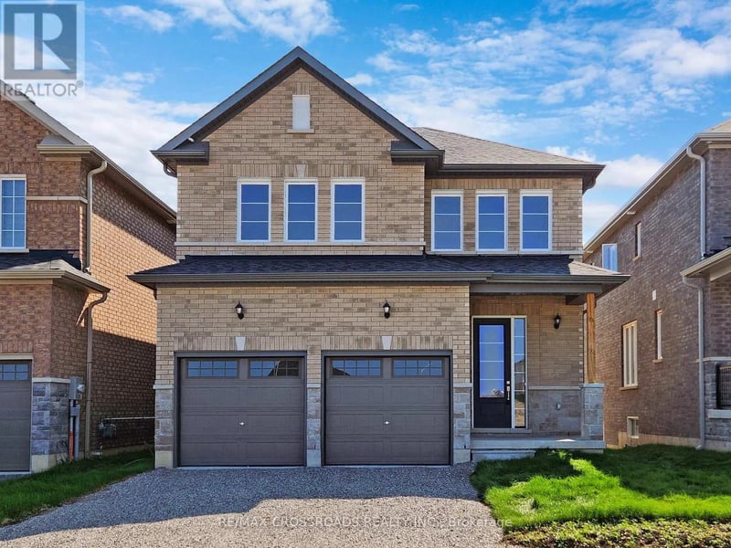 219 O'Neil Street, Peterborough (Monaghan Ward 2), Ontario, K9K0H7, Peterborough (Monaghan Ward 2), Ontario — photo 1 of 5