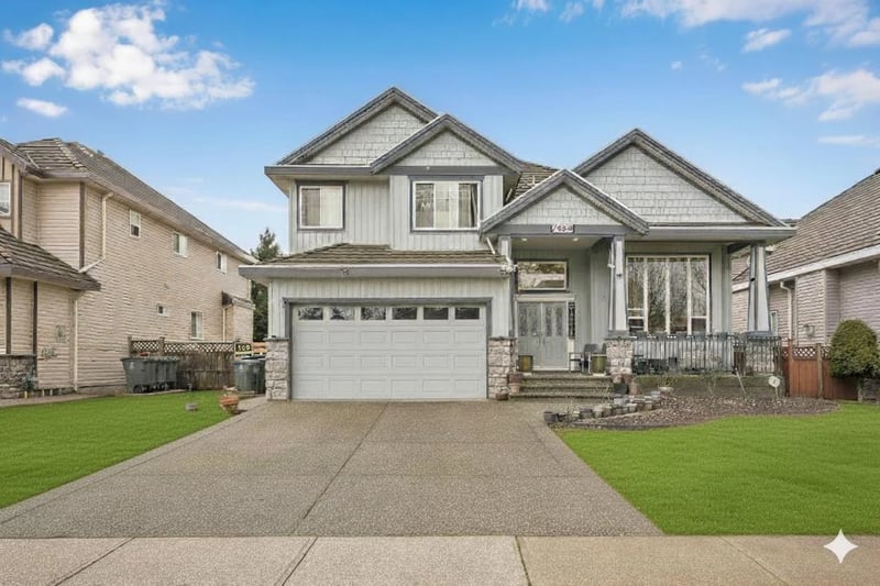7869 147A Street, Surrey, British Columbia, V3S2T8, Surrey, British Columbia — photo 1 of 5