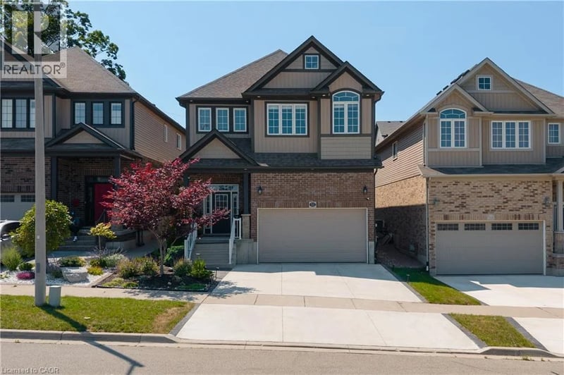 522 WOODBINE Avenue, Kitchener, Ontario, N2R1Y9, Kitchener, Ontario — photo 1 of 5