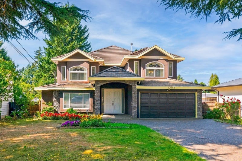 10047 129 Street, Surrey, British Columbia, V3T3G6, Surrey, British Columbia — photo 1 of 5