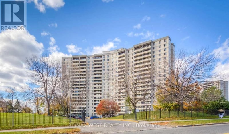 #1510 5 San Romano Way, Toronto (Black Creek), Ontario, M3N2Y4, Toronto (Black Creek), Ontario — photo 1 of 5