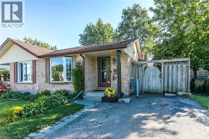 #B 117 NORTHLAKE Drive, Waterloo, Ontario, N2V1L1, Waterloo, Ontario — photo 1 of 5