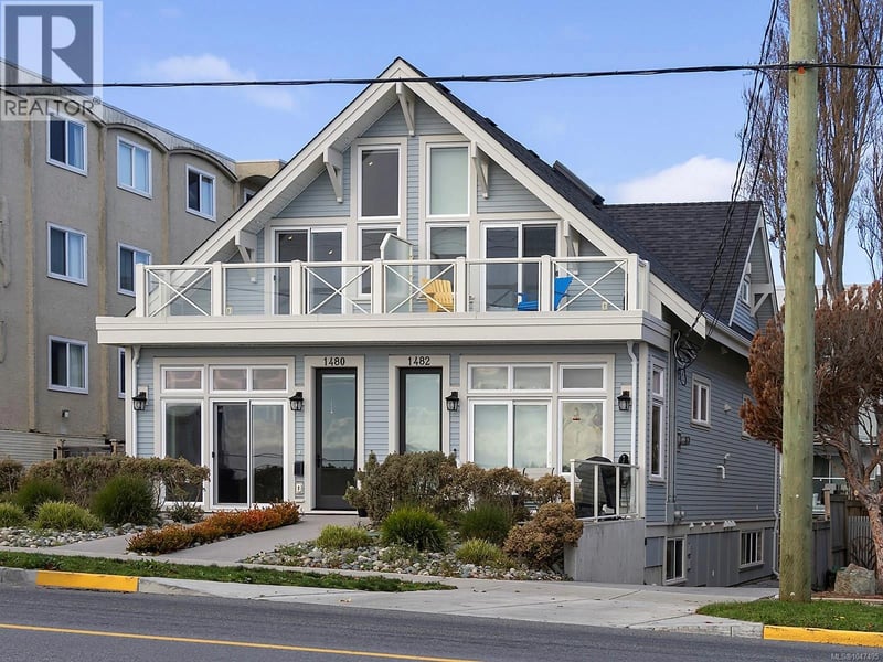 1480 Dallas Road, Victoria, British Columbia, V8S1A2, Victoria, British Columbia — photo 1 of 5