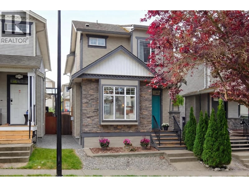 24360 102A Avenue, Maple Ridge, British Columbia, V2W2E3, Maple Ridge, British Columbia — photo 1 of 5