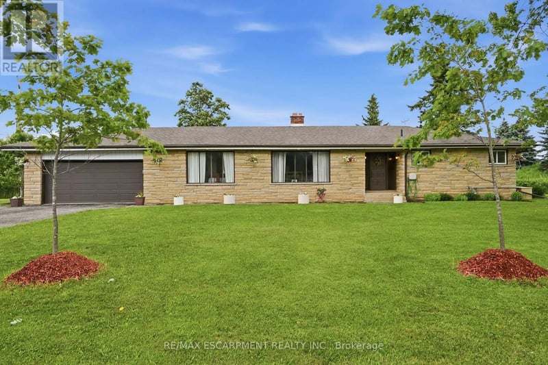1408 Edgewood Road, Hamilton, Ontario, L8N2Z7, Hamilton, Ontario — photo 1 of 5