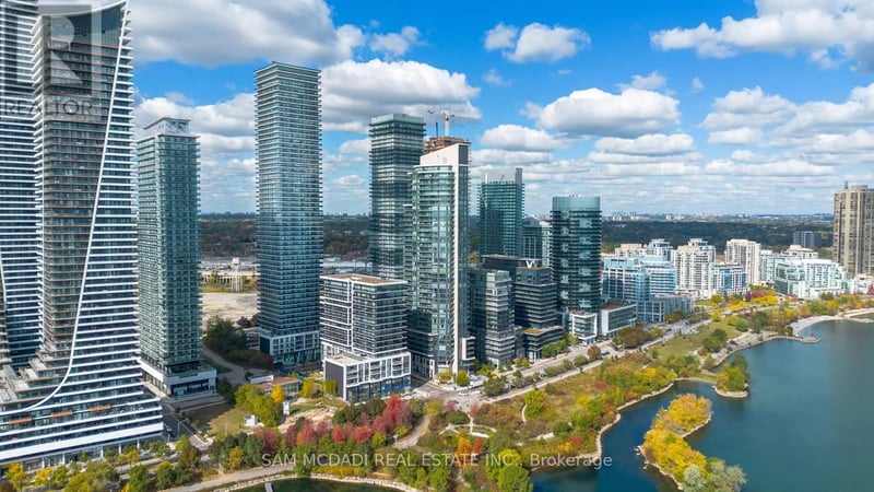 #414 70 Annie Craig Drive, Toronto (Mimico), Ontario, M8V0G2, Toronto (Mimico), Ontario — photo 1 of 5