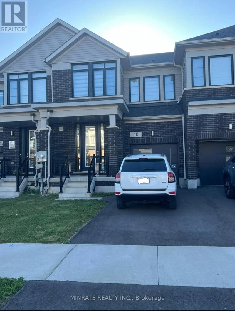 40 Freedom Crescent, Hamilton (Mount Hope), Ontario, L0R1W0, Hamilton (Mount Hope), Ontario — photo 1 of 5