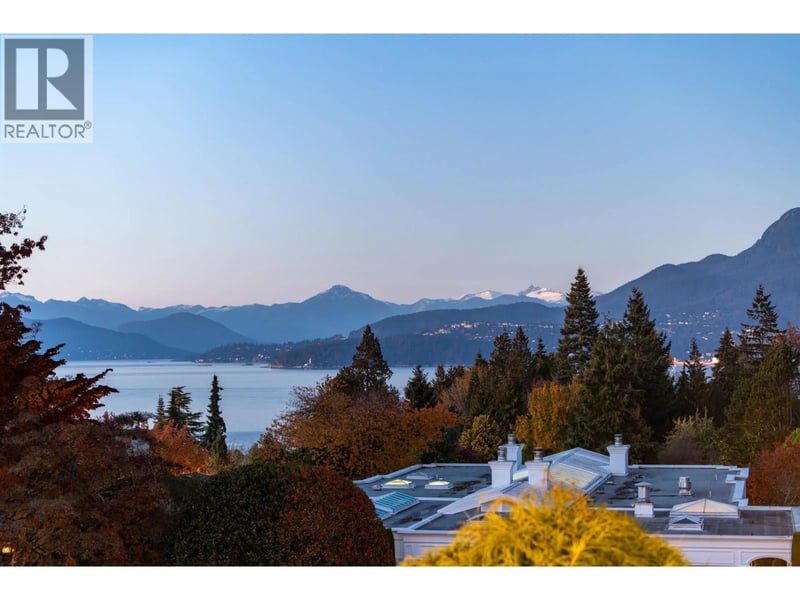 5550 KINGSTON Road, Vancouver, British Columbia, V6T1J1, Vancouver, British Columbia — photo 1 of 5