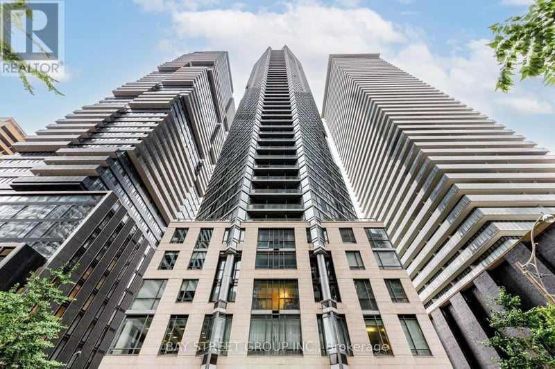 #5102 45 Charles Street East, Toronto (Church-Yonge Corridor), Ontario, M4Y0B8, Toronto (Church-Yonge Corridor), Ontario — photo 1 of 5