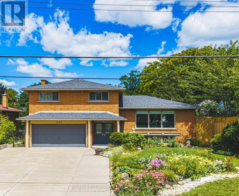 364 FENNELL Avenue West, Hamilton (Buchanan), Ontario, L9C1G4, Hamilton (Buchanan), Ontario — photo 1 of 5