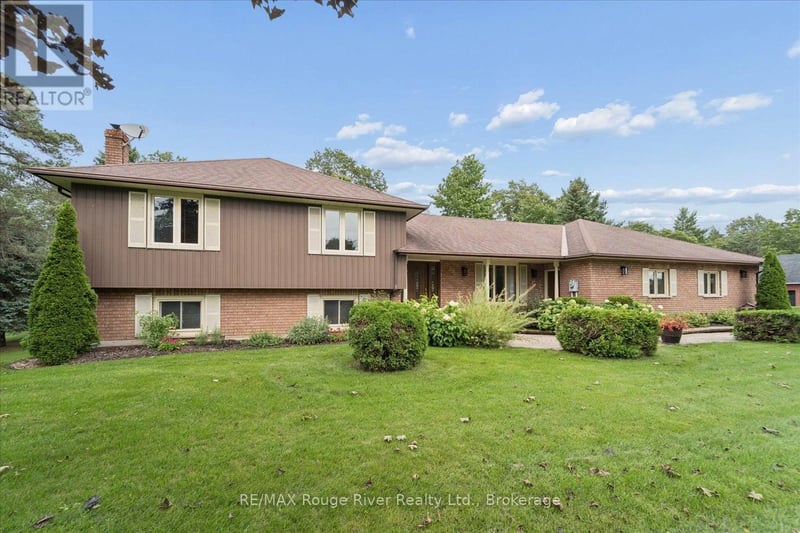 35 Royal Estate Drive, Kawartha Lakes (Pontypool), Ontario, L0A1K0, Kawartha Lakes (Pontypool), Ontario — photo 1 of 5