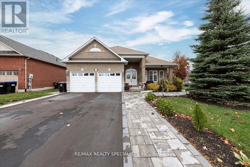 1165 Mitchell Court, Innisfil (Alcona), Ontario, L9S5A5, Innisfil (Alcona), Ontario — photo 1 of 5