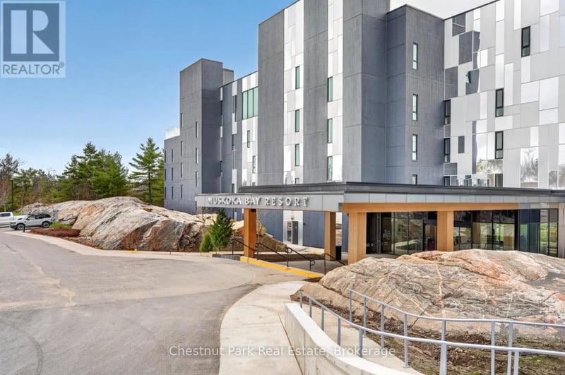#210 120 Carrick Trail, Gravenhurst (Muskoka (S)), Ontario, P1P0B6, Gravenhurst (Muskoka (S)), Ontario — photo 1 of 5