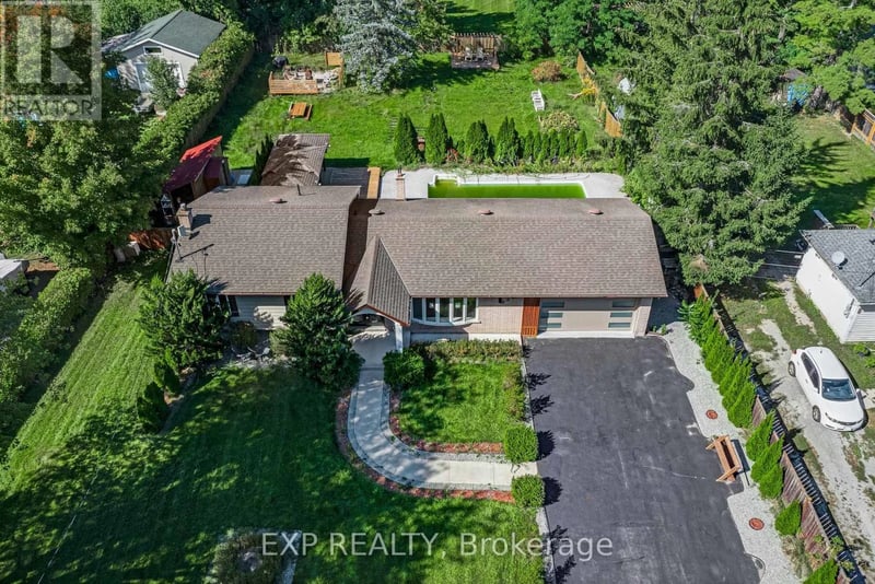 388 Bouchier Street, Georgina (Historic Lakeshore Communities), Ontario, L4P3C8, Georgina (Historic Lakeshore Communities), Ontario — photo 1 of 5