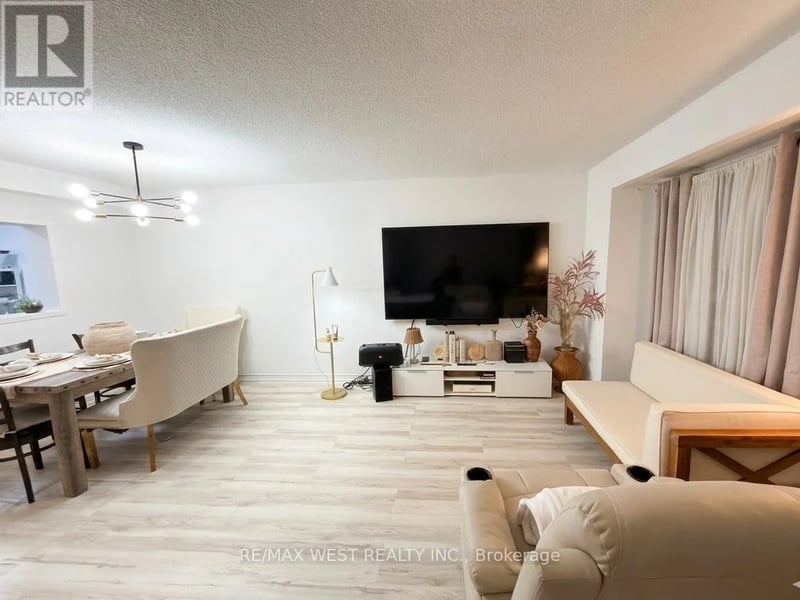 #37 69 Maple Branch Path, Toronto (Kingsview Village-The Westway), Ontario, M9P3T4, Toronto (Kingsview Village-The Westway), Ontario — photo 1 of 5