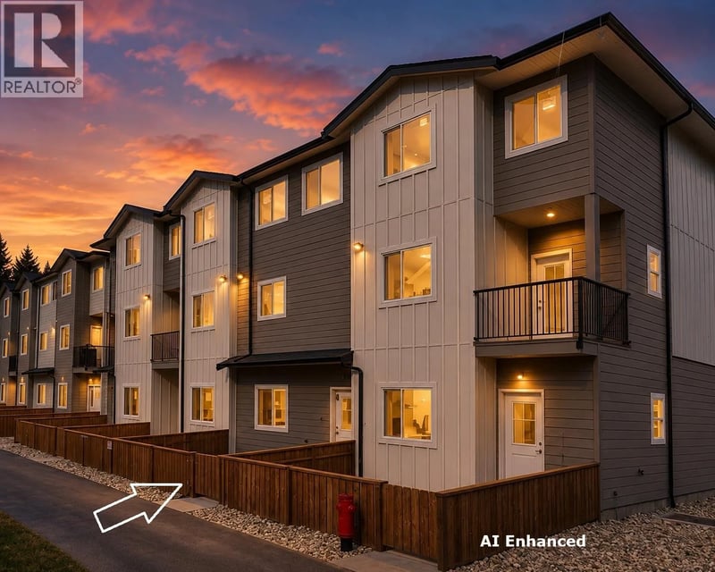 #7 222 Temple Street, Sicamous, British Columbia, V0E2V0, Sicamous, British Columbia — photo 1 of 5