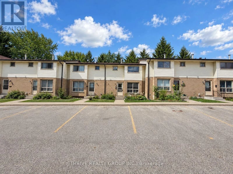#17 126 Belmont Drive, London South (South O), Ontario, N6J4W1, London South (South O), Ontario — photo 1 of 5
