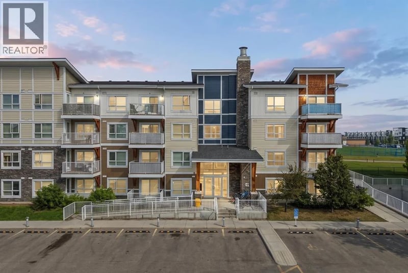 302 Skyview Ranch Drive Northeast, Calgary, Alberta, T3N0P5, Calgary, Alberta — photo 1 of 5