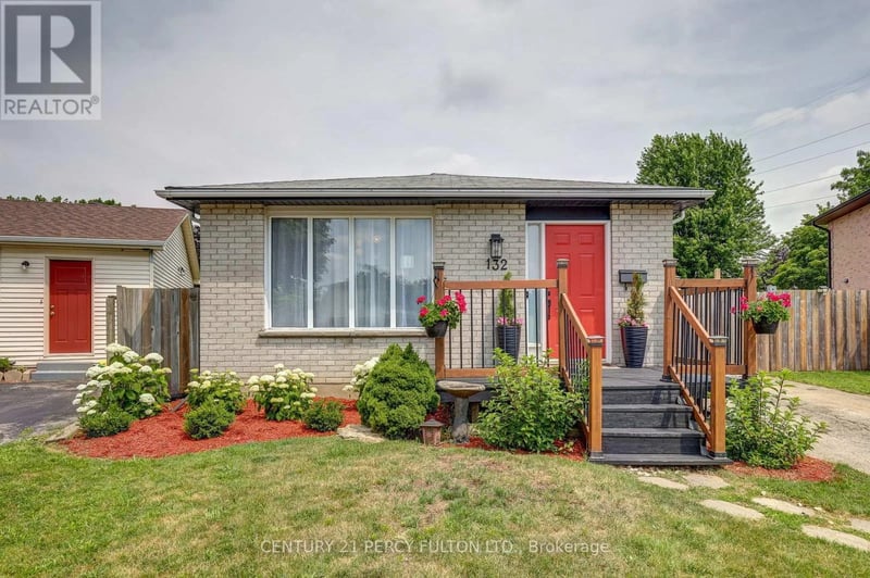 132 Sundridge Crescent, London South (South T), Ontario, N5Z4R7, London South (South T), Ontario — photo 1 of 5