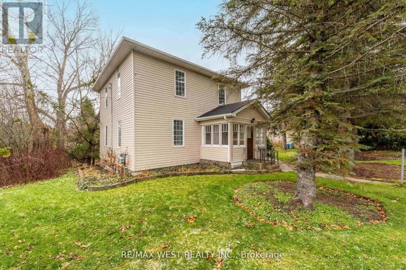 4 Coryell Street, Scugog, Ontario, L0C1G0, Scugog, Ontario — photo 1 of 5