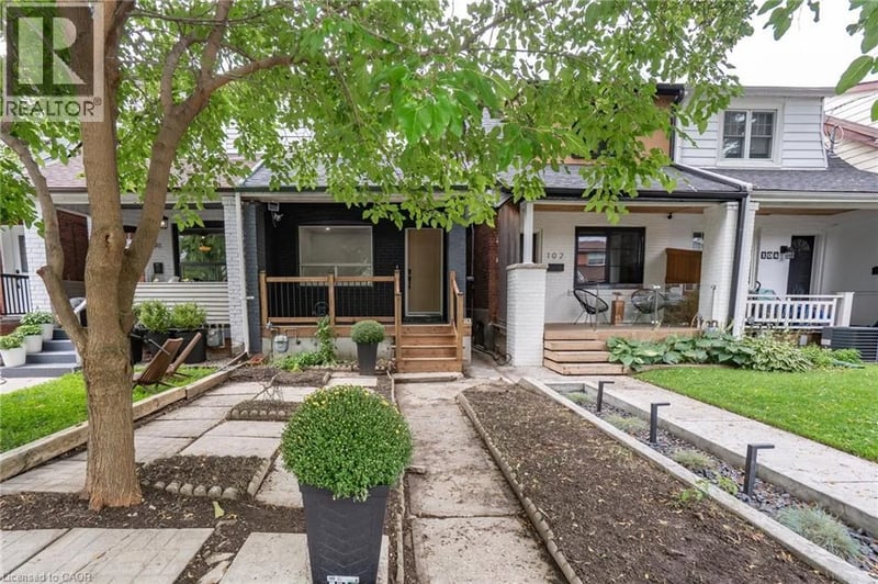 100 ROSETHORN Avenue, Toronto, Ontario, M6N3L1, Toronto, Ontario — photo 1 of 5