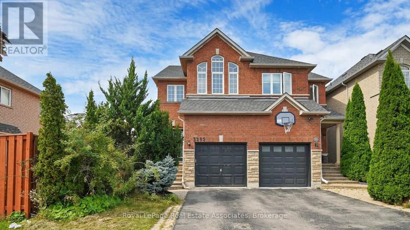 #Upper 3285 Apricot Street, Mississauga (Lisgar), Ontario, L5N8B1, Mississauga (Lisgar), Ontario — photo 1 of 5