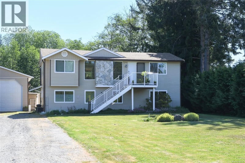 1804 Little River Road, Comox, British Columbia, V9M4B9, Comox, British Columbia — photo 1 of 5
