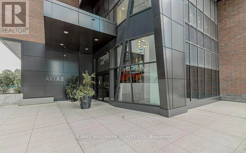 #1007 4130 Parkside Village Drive, Mississauga (City Centre), Ontario, L5B3M8, Mississauga (City Centre), Ontario — photo 1 of 5