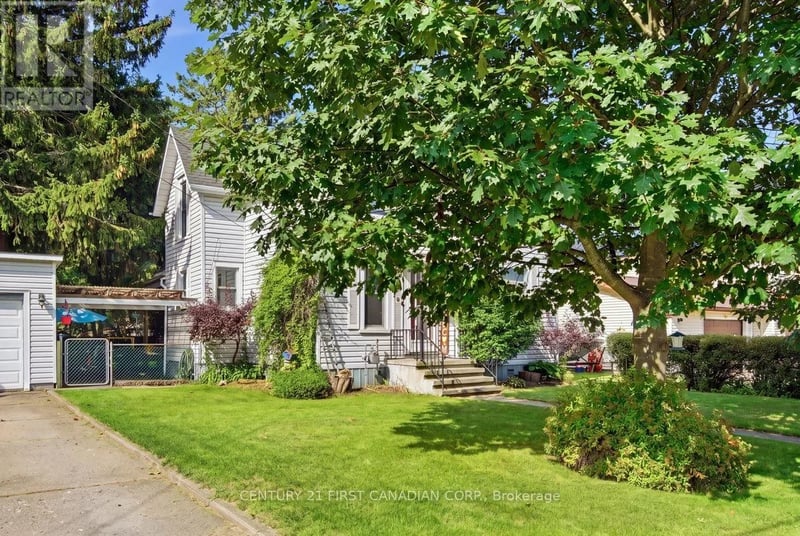 168 Graham Road, West Elgin (West Lorne), Ontario, N0L2P0, West Elgin (West Lorne), Ontario — photo 1 of 5