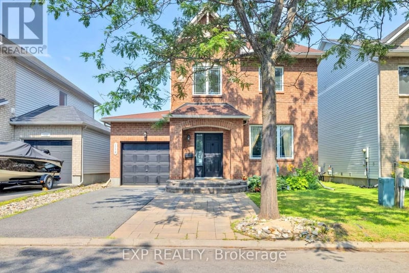 114 Ashmore Drive, Ottawa, Ontario, K2G7B3, Ottawa, Ontario — photo 1 of 5