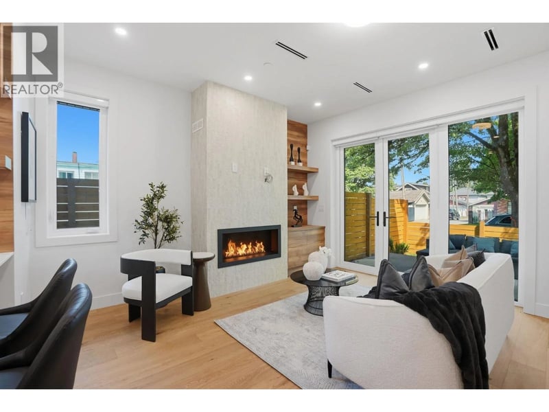 #1 2438 20TH Avenue, Vancouver, British Columbia, V5M2T6, Vancouver, British Columbia — photo 1 of 5