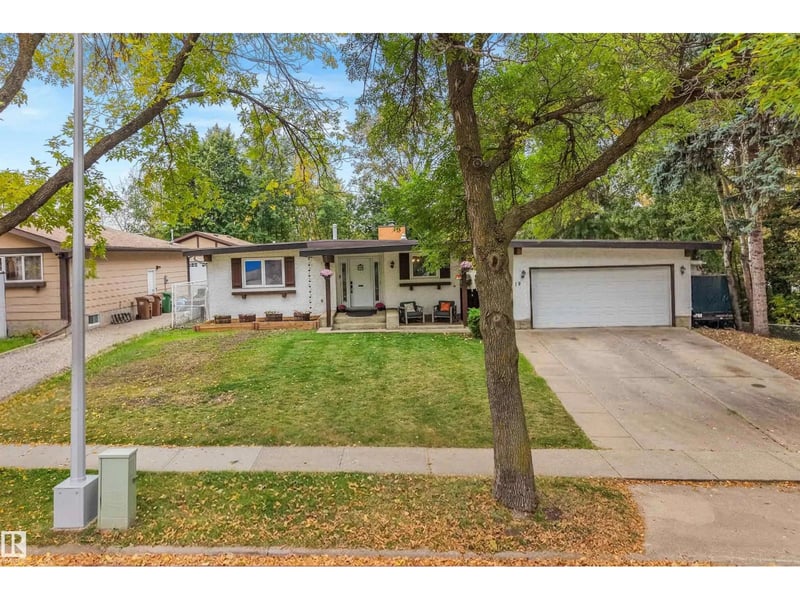 19 GATEWOOD AV, St. Albert, Alberta, T8N1A1, St. Albert, Alberta — photo 1 of 5