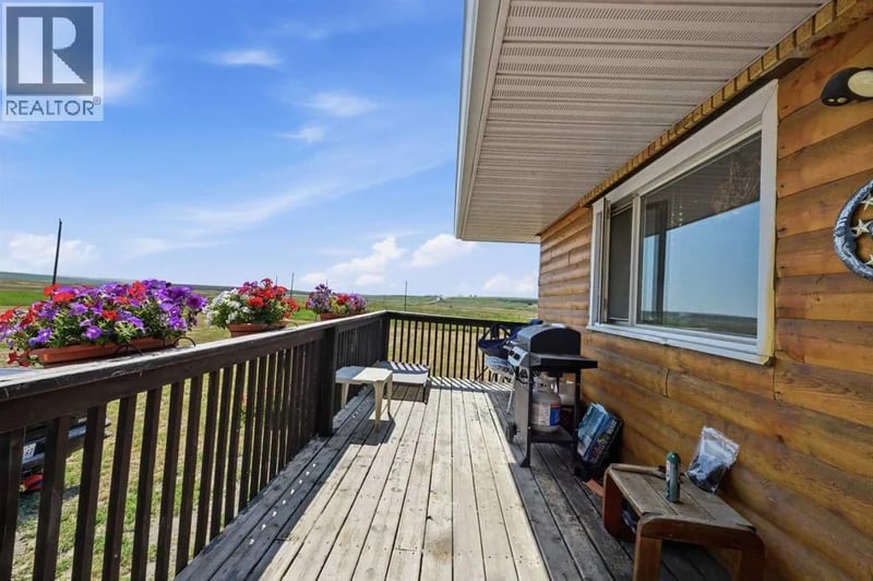 250082 Range Road 230, Rural Wheatland County, Alberta, T1P2G6, Rural Wheatland County, Alberta — photo 1 of 5