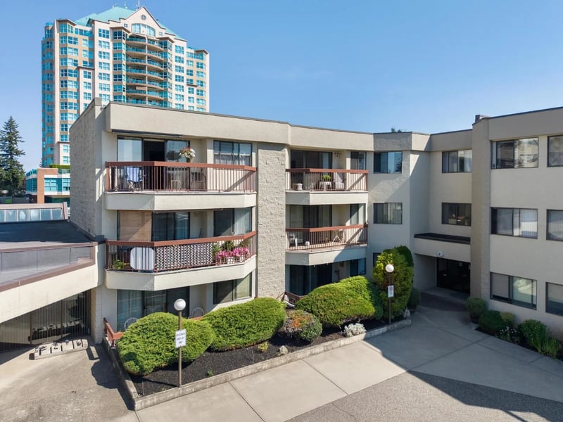 #330 31955 OLD YALE Road, Abbotsford, British Columbia, V2T4N1, Abbotsford, British Columbia — photo 1 of 5
