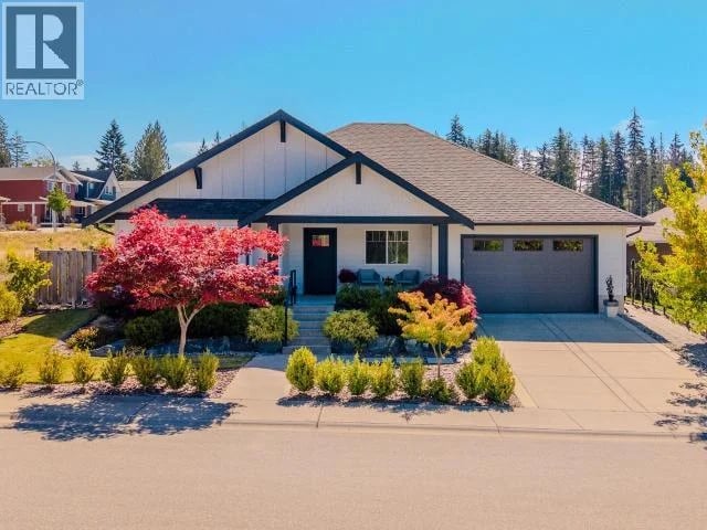 7117 EDGEHILL CRESCENT, Powell River, British Columbia, V8A0V8, Powell River, British Columbia — photo 1 of 5