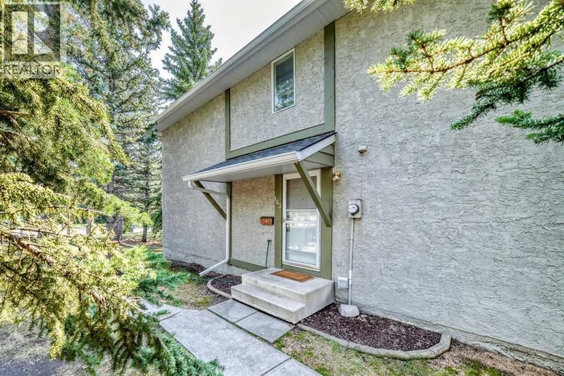 6915 Ranchview Drive Northwest, Calgary, Alberta, T3G1R8, Calgary, Alberta — photo 1 of 5