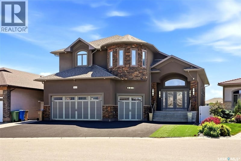 2423 LINNER BAY, Regina, Saskatchewan, S4V1K3, Regina, Saskatchewan — photo 1 of 5