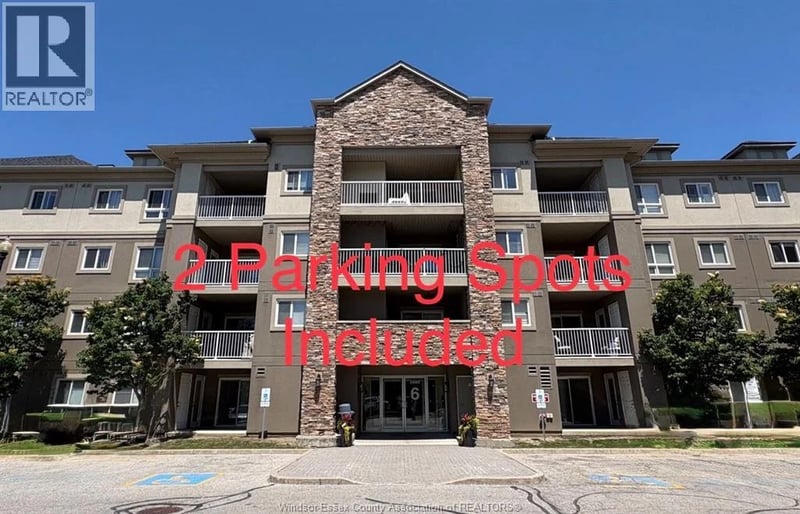 #1302 8 DAYSPRING Circle, Brampton, Ontario, L6P2Z6, Brampton, Ontario — photo 1 of 5