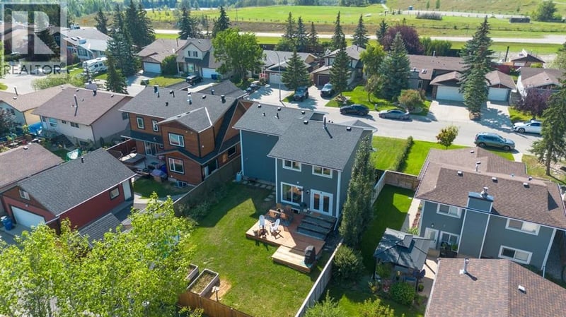123 Glenhill Drive, Cochrane, Alberta, T4C0C6, Cochrane, Alberta — photo 1 of 5