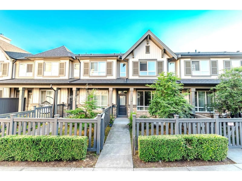 #111 30930 WESTRIDGE Place, Abbotsford, British Columbia, V2T0H6, Abbotsford, British Columbia — photo 1 of 5