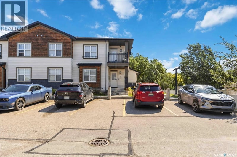 121 2315 McClocklin ROAD, Saskatoon, Saskatchewan, S7R0K8, Saskatoon, Saskatchewan — photo 1 of 5