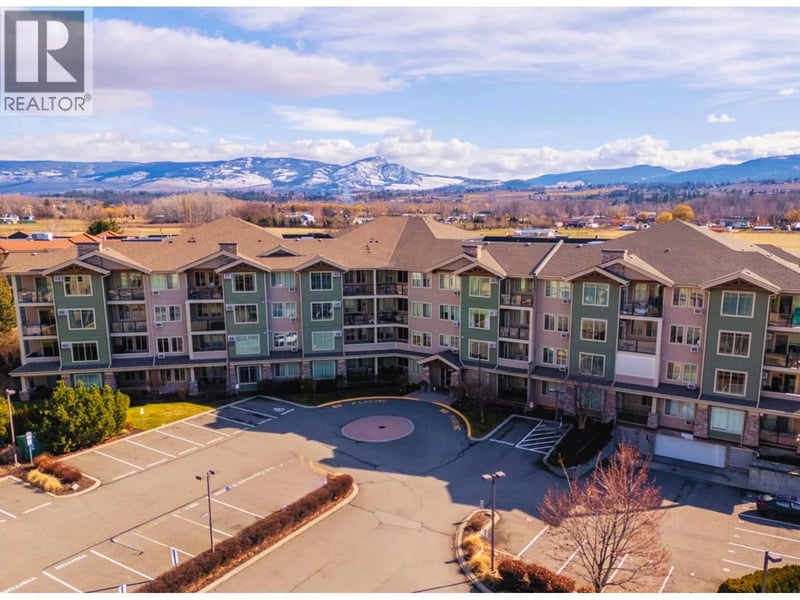 #302 3735 Casorso Road, Kelowna, British Columbia, V1W5G1, Kelowna, British Columbia — photo 1 of 5