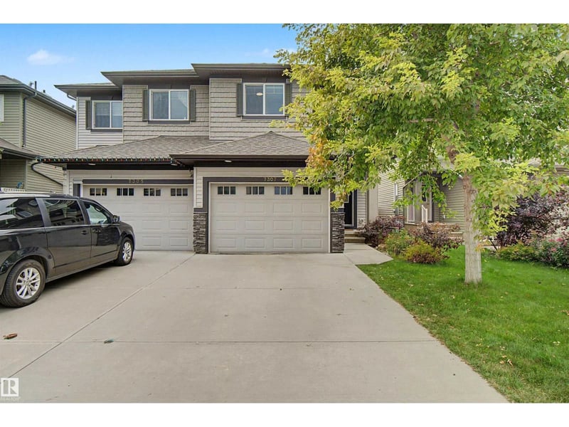 7307 ARMOUR CR SW, Edmonton, Alberta, T6W2S2, Edmonton, Alberta — photo 1 of 5
