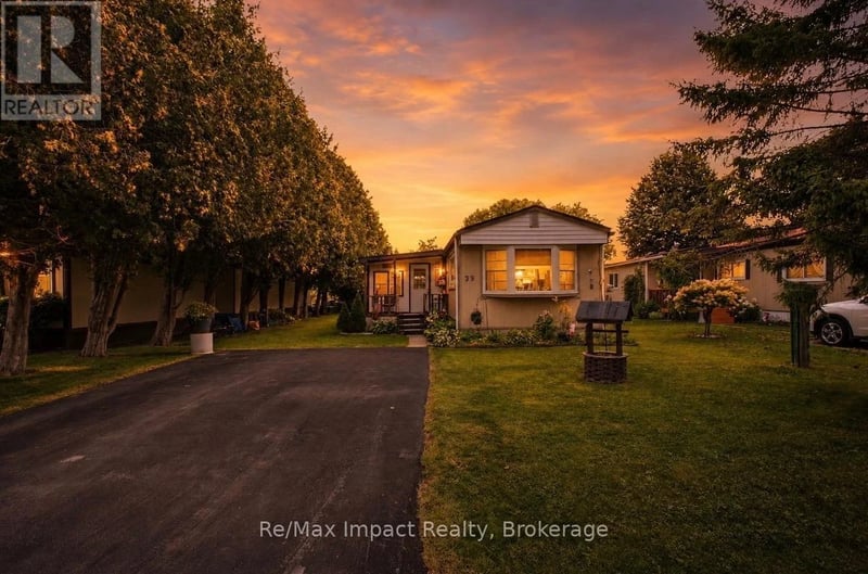 39 Hillview Drive, Cobourg, Ontario, K9A0X1, Cobourg, Ontario — photo 1 of 5